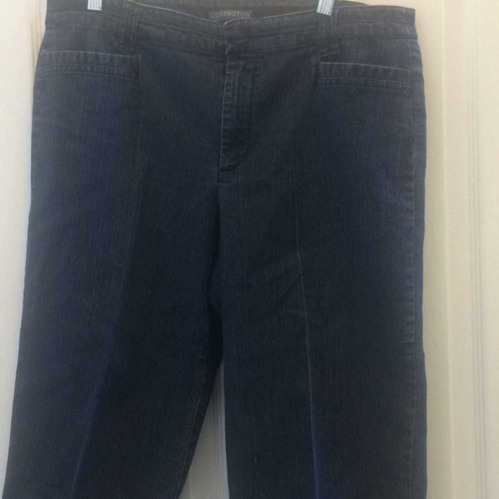 FINAL MARKDOWN Ladies Covington capris 12p